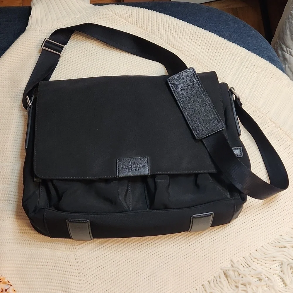 Banana Republic black canvas messenger laptop bag